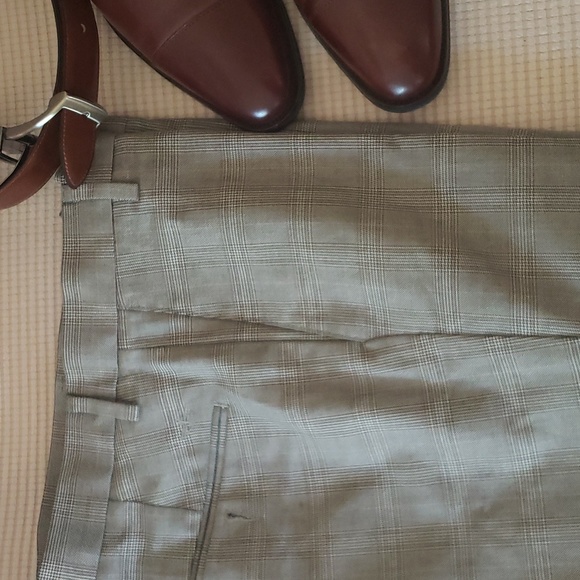 Docker's Plaid Trousers - Picture 2 of 7